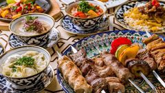 Usbekische Küche: Lagman, Pilaw, Spieße