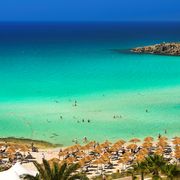 Blick auf den traumhaften Nissi Strand in Ayia Napa auf Zypern