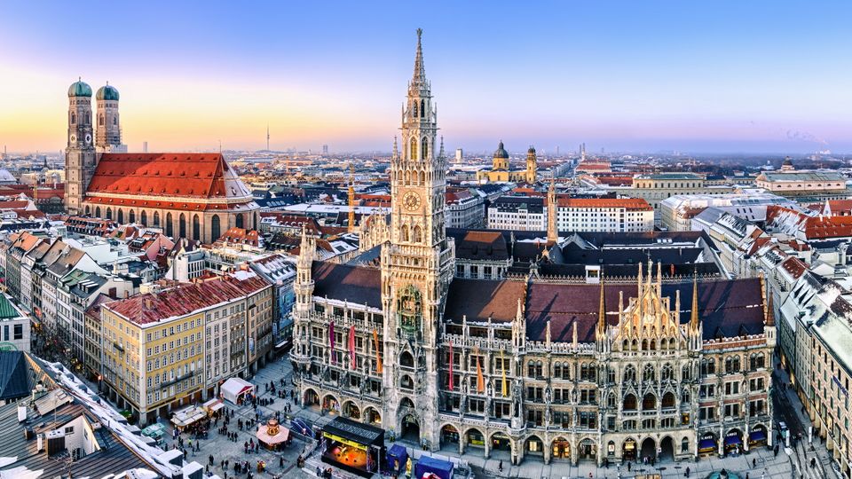 Münchner Innenstadt im Abendlicht