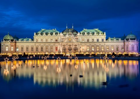 Wien Schloss Schönbrunn bei Nacht