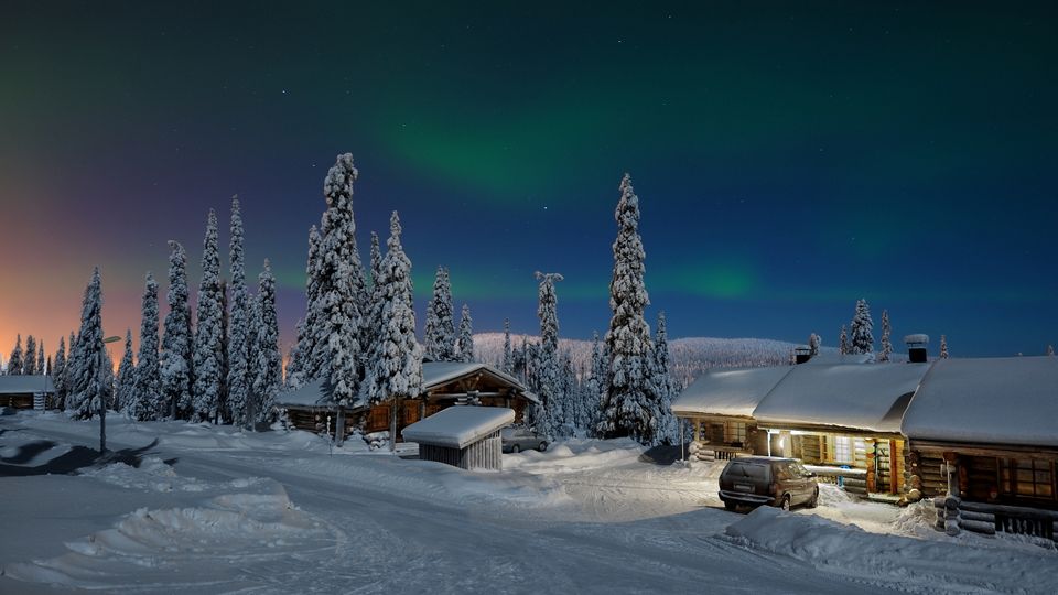 Nordlichter über Kuusamo